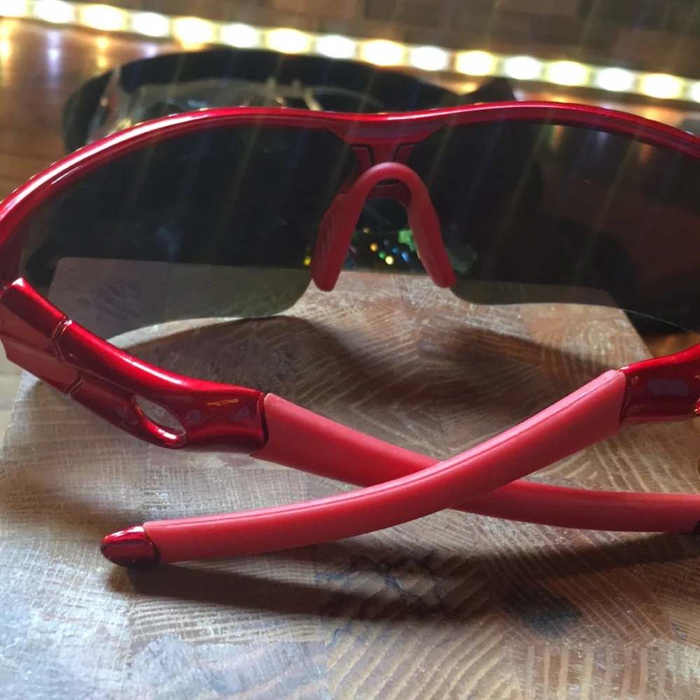 Hoter sun glasses with interchangeable lenses